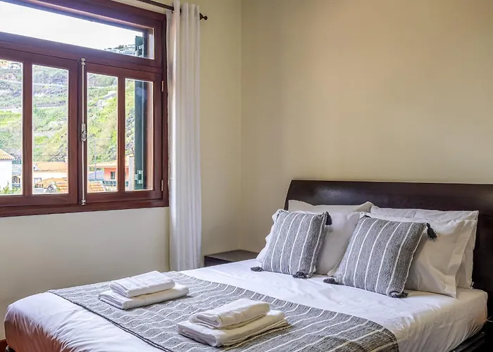 Santa Barbara House By Zest&guest * Ribeira Brava